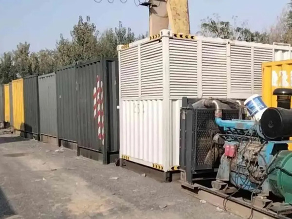仪陇200KW柴油发电机机组每小时油耗是多少?